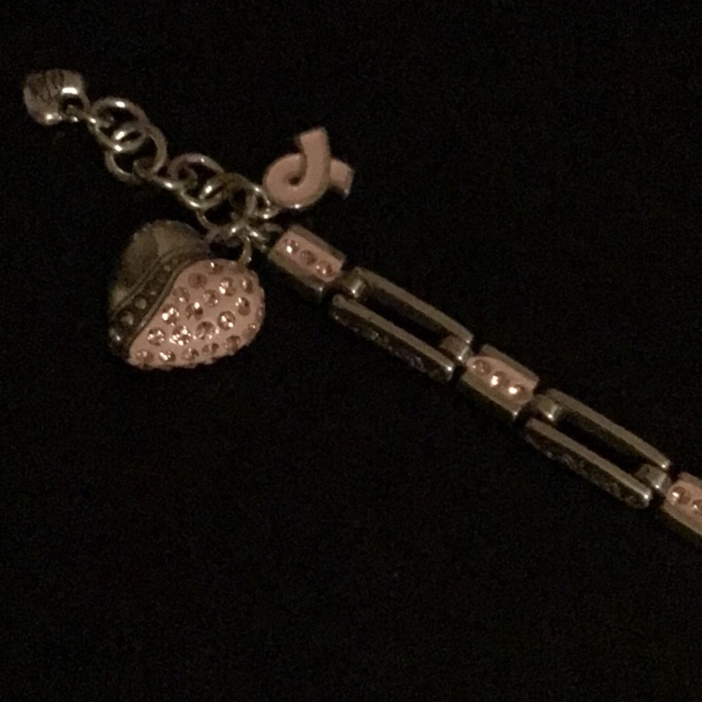 Woman’s braclet - Picture 2 of 3